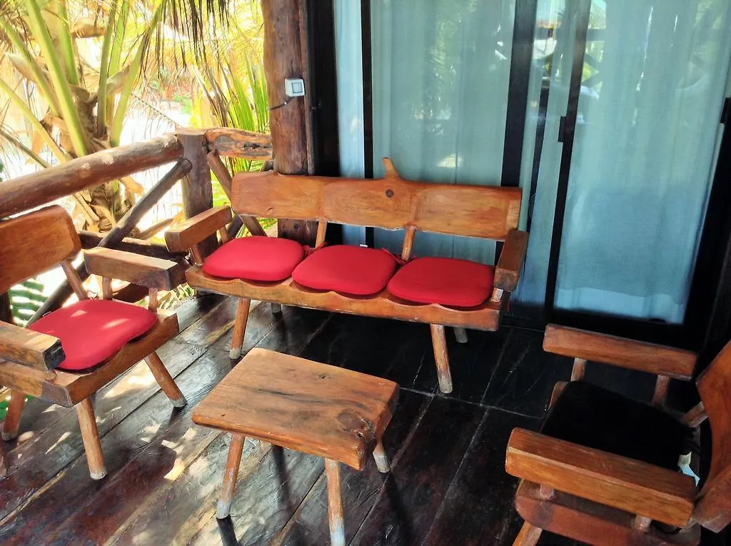 Lodge El Caracol Tulum Hotel